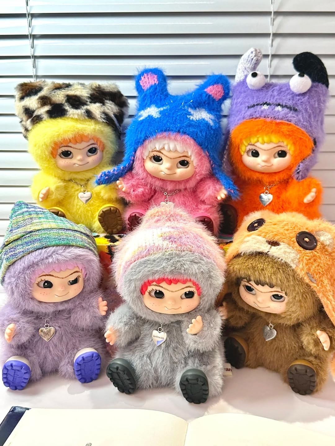 Genuine wakuku Fuzzy Trendy Fun Party Series Blind Box Cute wakuku Action Figure Mystery Box Plush Doll Bag Keychain Pendant (1 Pack